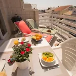 Casa Da Elsa- Estacionamento Privado Gratuito Apartmán